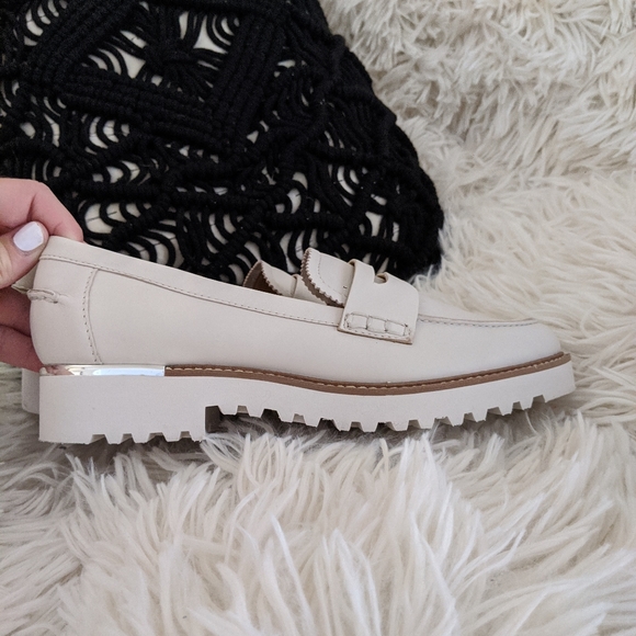 NWOT Franco Sarto Cedra Loafer, Metallic Accents - Picture 8 of 10